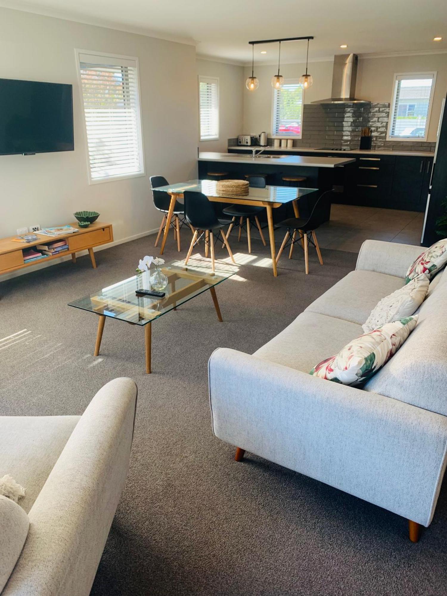 Villa Stunning Modern Retreat à Hastings Extérieur photo